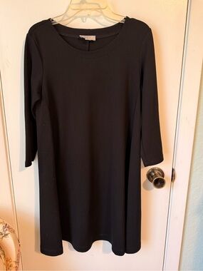 LOFT Black Three-Quarter Sleeve Shift Dress